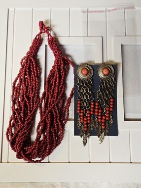 Red Multi-Strand Beaded Necklace with Fuax Coral Fringe Earrings
